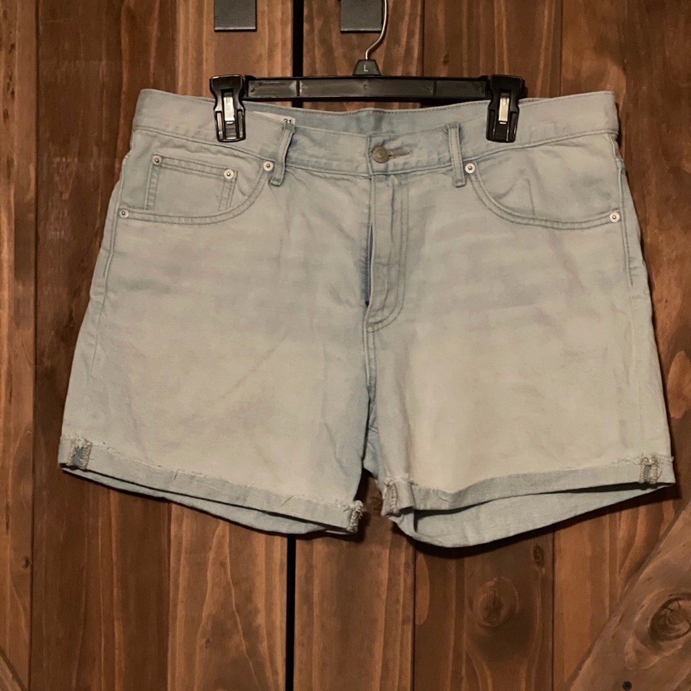 Gap sexy boyfriend jean shorts